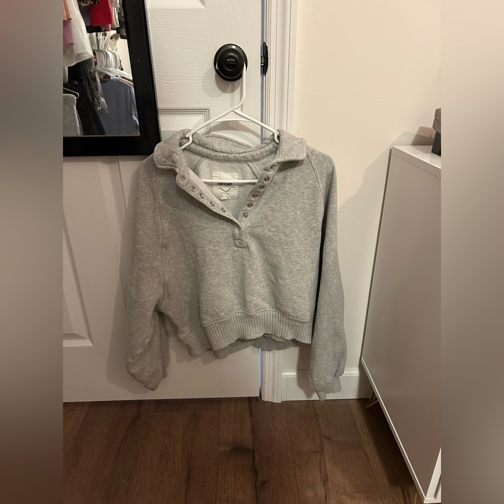 Aerie grey sweater